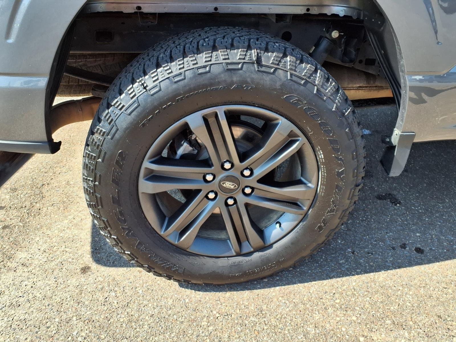 Used 2022 Carbonized Gray Metallic Ford XLT image 11