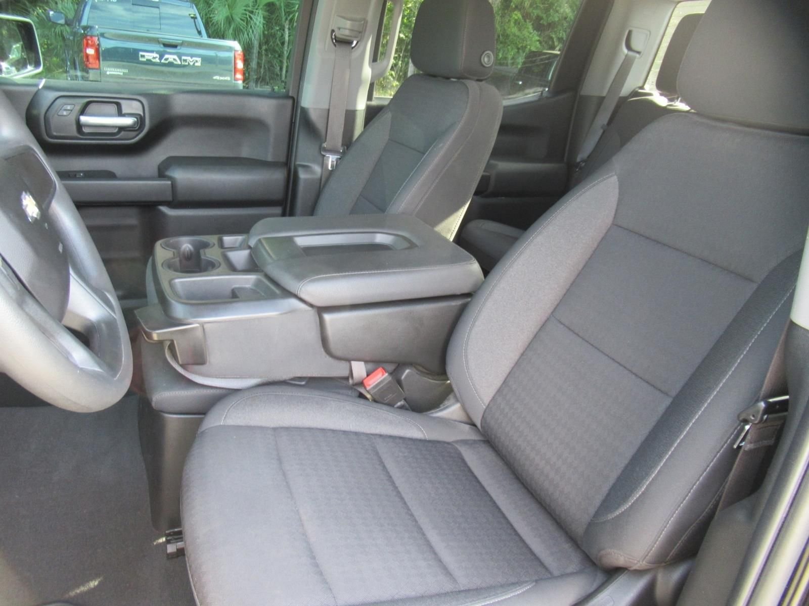 Used 2022 Black Chevrolet Custom image 19
