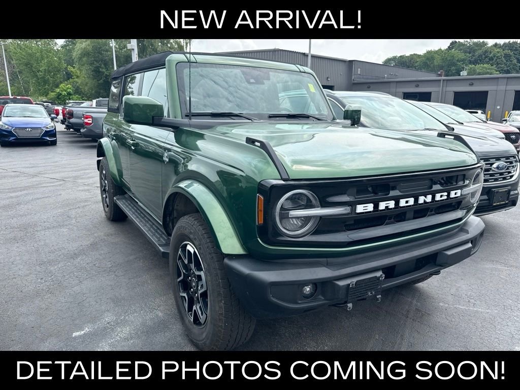 Used 2024 Green Ford Outer Banks image 4