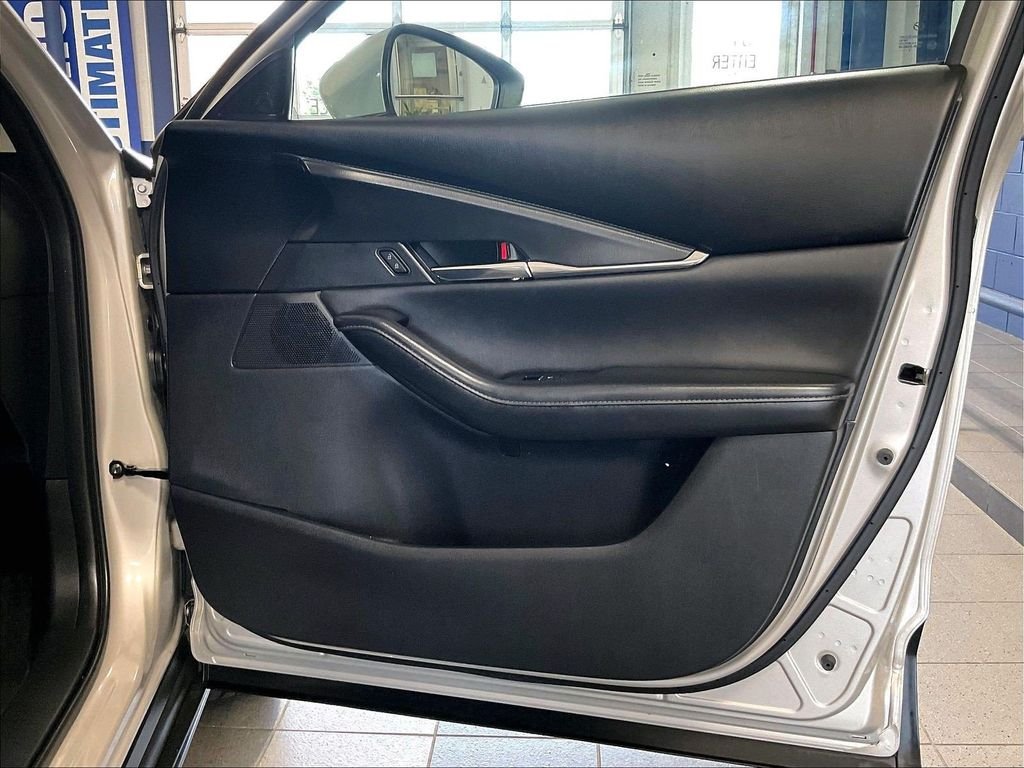 Used 2023 Silver Mazda 2.5 S Preferred Package image 12
