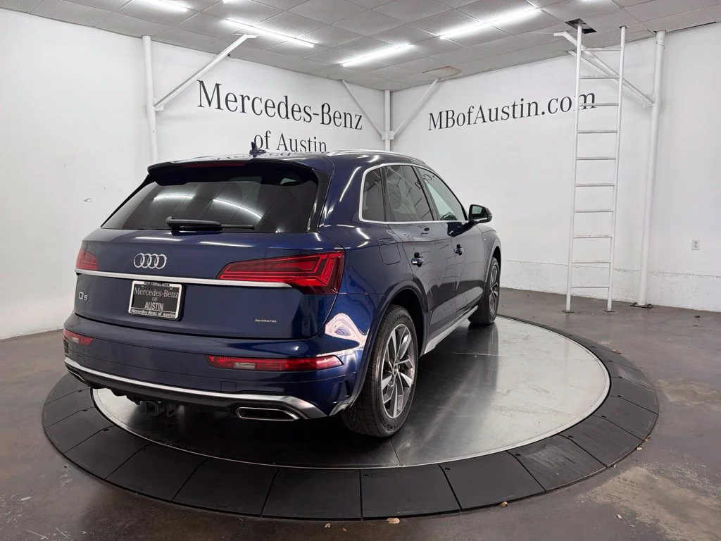 Used 2022 Blue Audi 45 S line Premium image 7