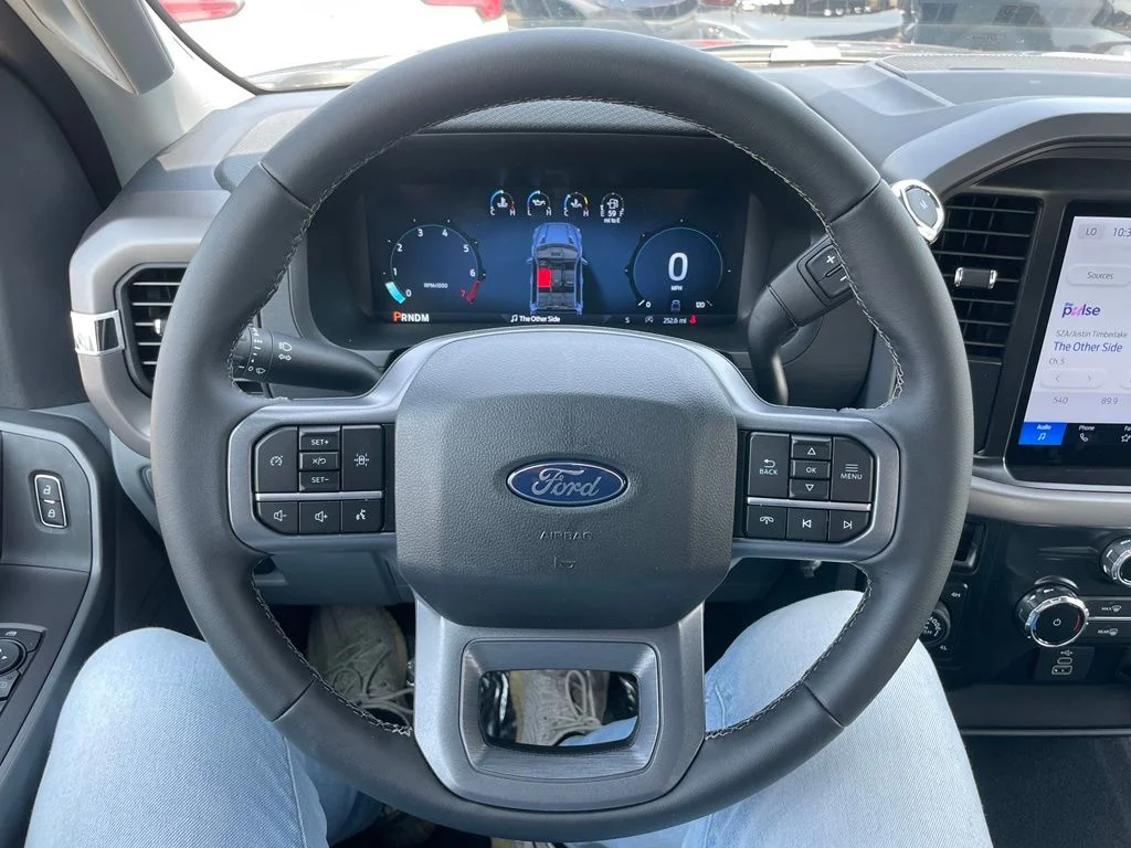 New 2026 Carbonized Gray Metallic Ford XLT image 24
