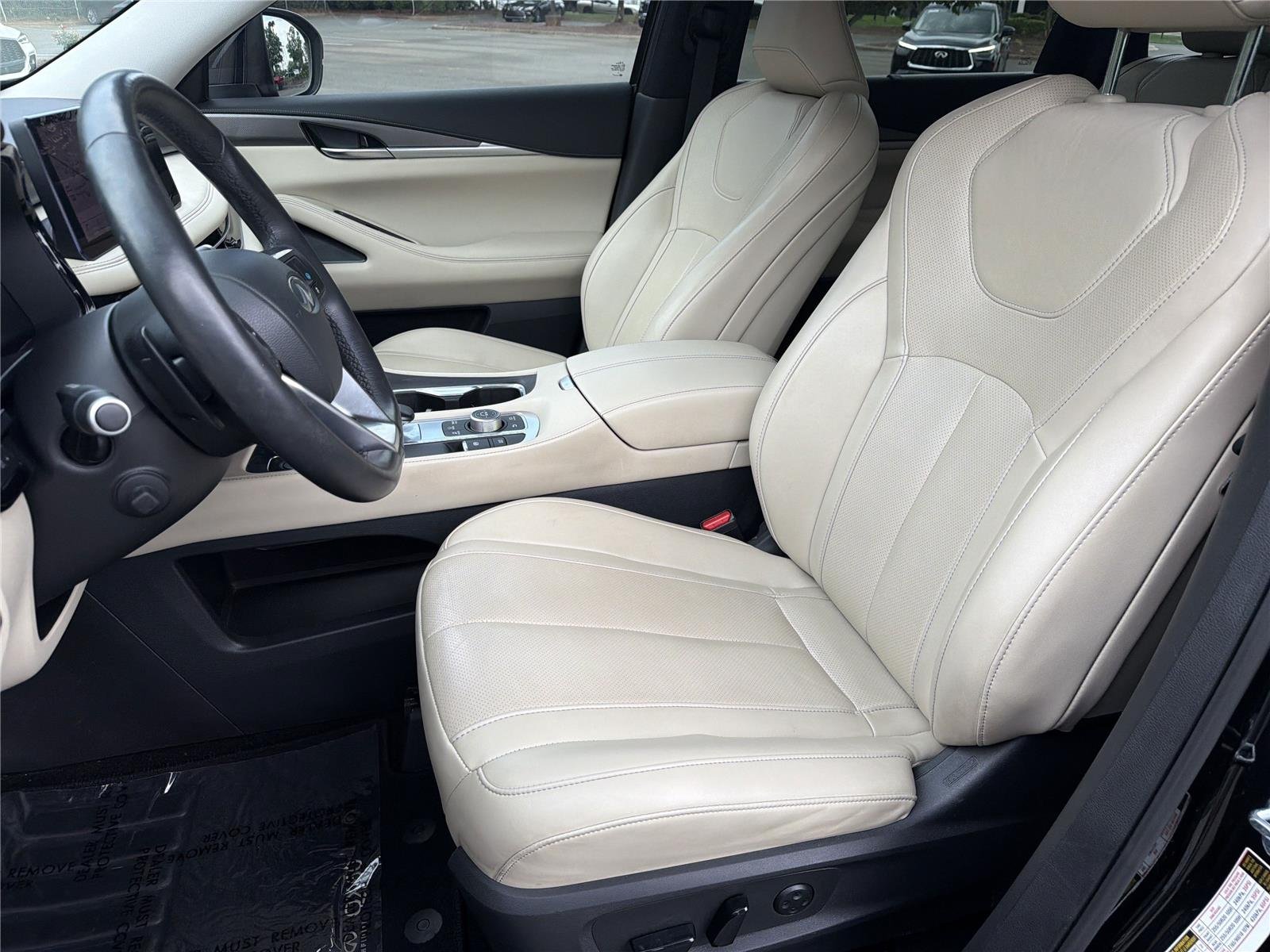 Used 2024 Mineral Black INFINITI LUXE image 26