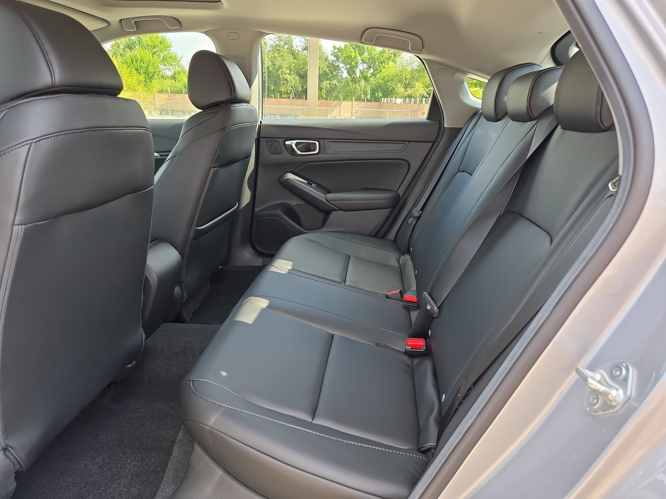 Used 2026 Solar Silver Metallic Acura  image 14
