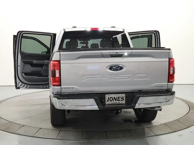 Used 2022 Silver Ford XLT image 14