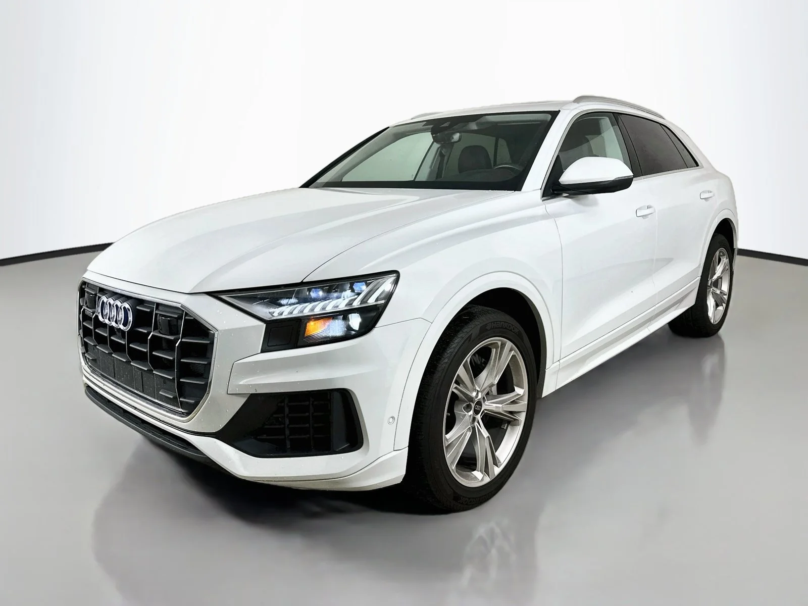 2023 Audi Q8