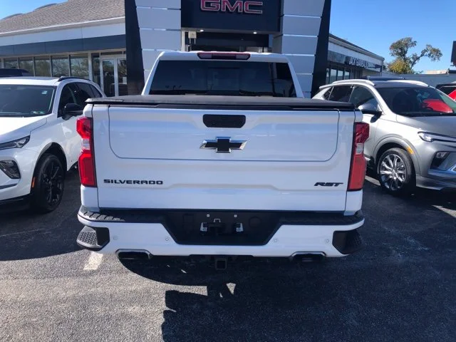 Certified Used 2025 White Chevrolet RST image 5