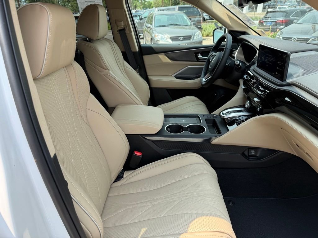 Used 2026 Solar Silver Metallic Acura Advance Package image 20