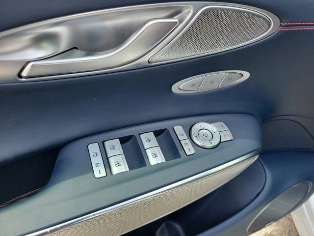 2025 GENESIS GV70 Standard - Photo 20