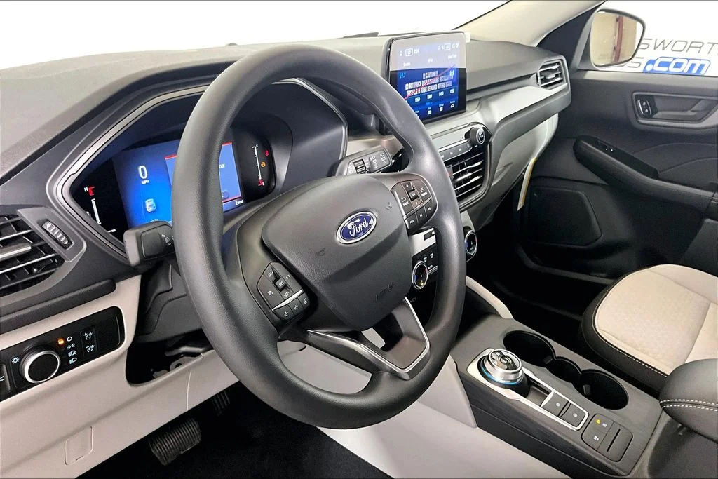2026 Ford Escape Active - Photo 6
