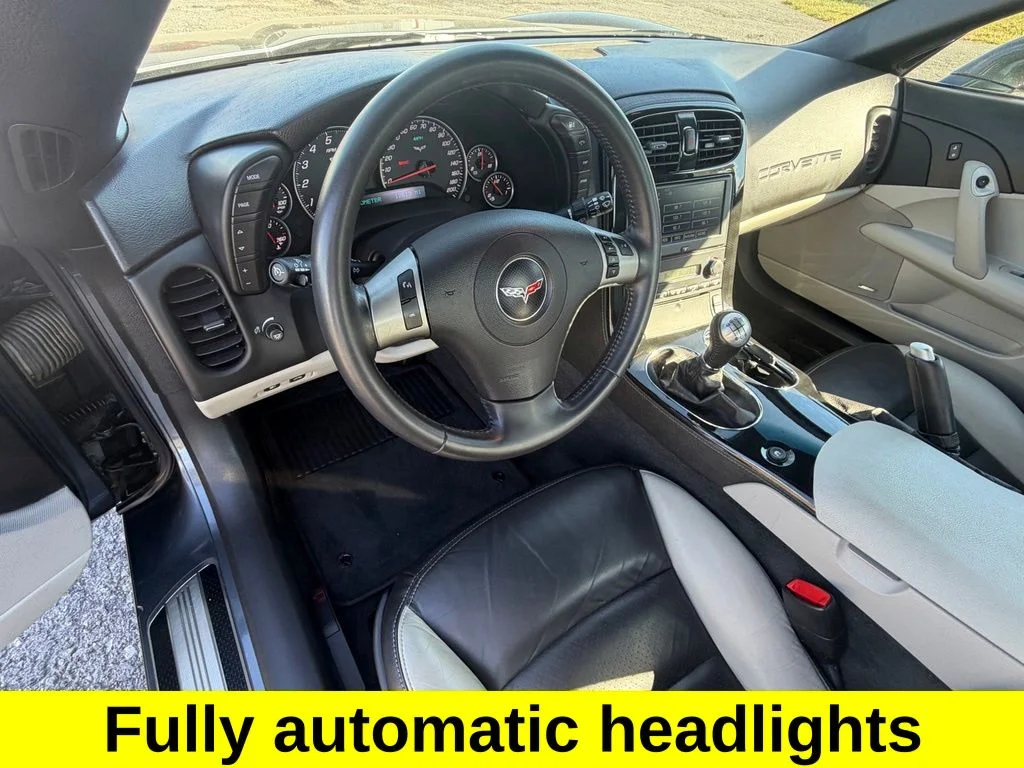 Used 2009 Gray Chevrolet Z06 image 16