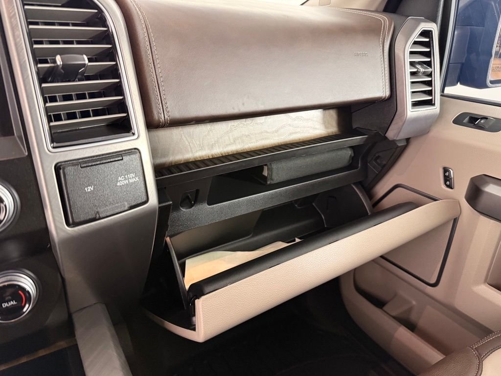Used 2019 Black Metallic Ford Limited image 27