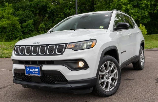 2022 Jeep Compass Latitude Lux
