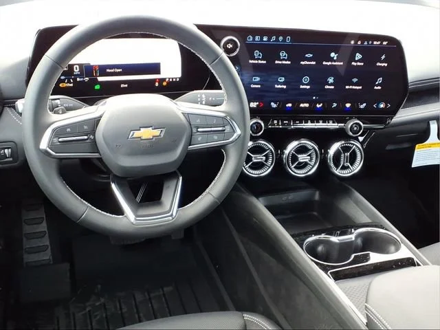 New 2026 Summit White Chevrolet LT image 17