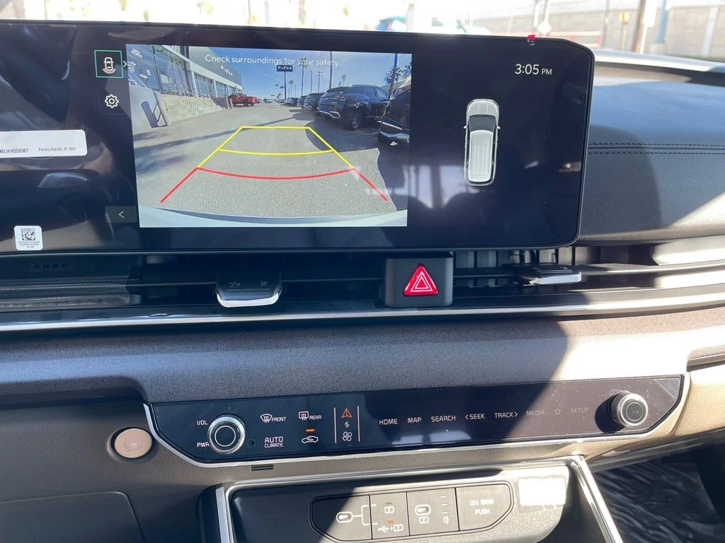 New 2026 White Kia EX image 14