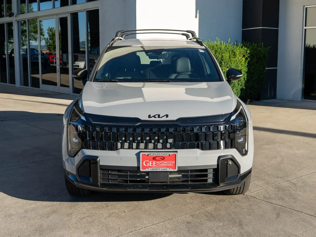 New 2026 Wolf Gray Kia X-Line image 2