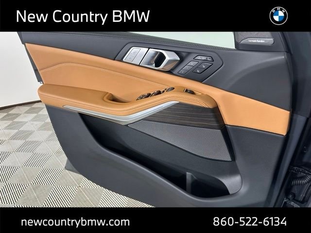 New 2027 Dravit Grey Metallic BMW xDrive40i image 24