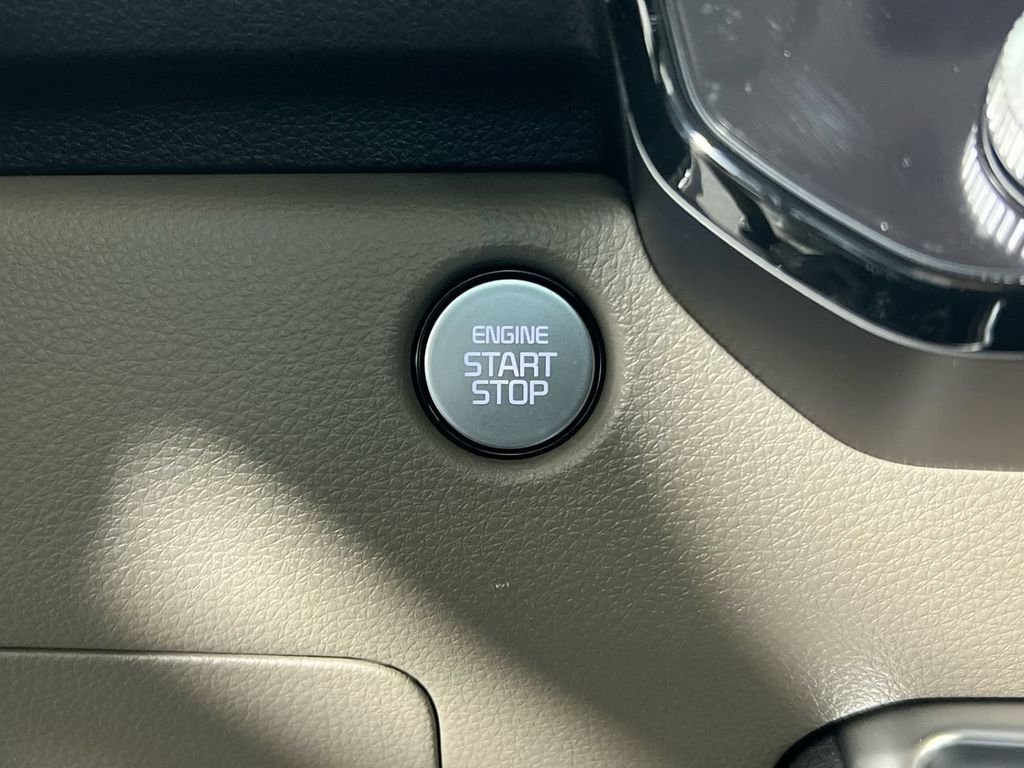 Certified Used 2026 White Kia EX image 19