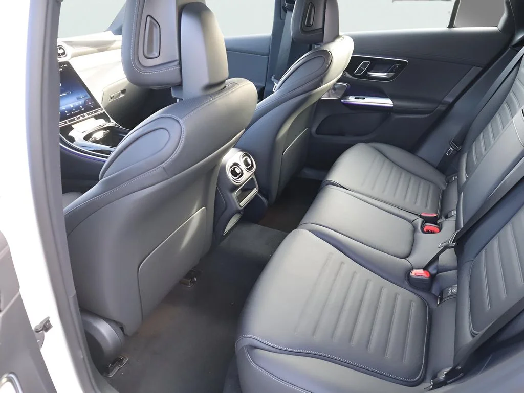 New 2026 Polar White Mercedes-Benz GLC 43 AMG® image 23