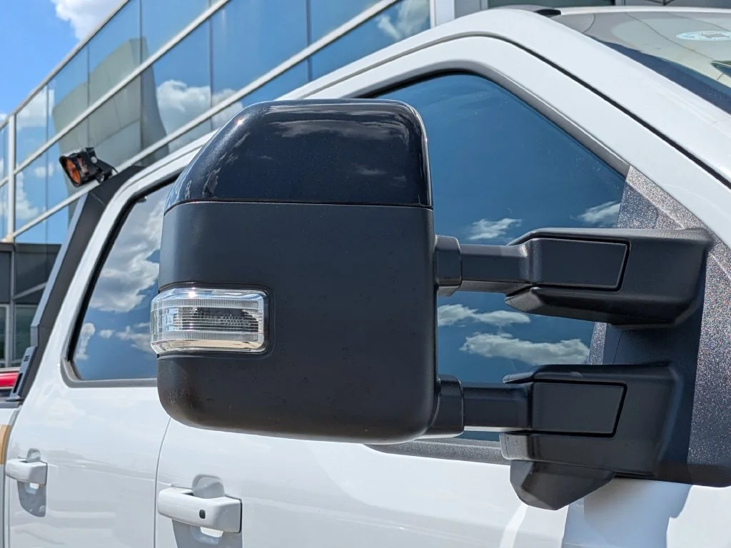 New 2026 Oxford White Ford Lariat image 11