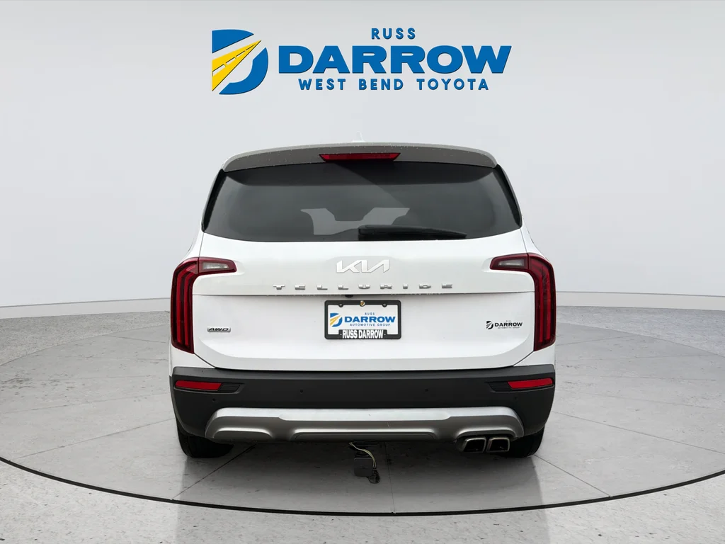 Used 2022 White Kia SX image 4