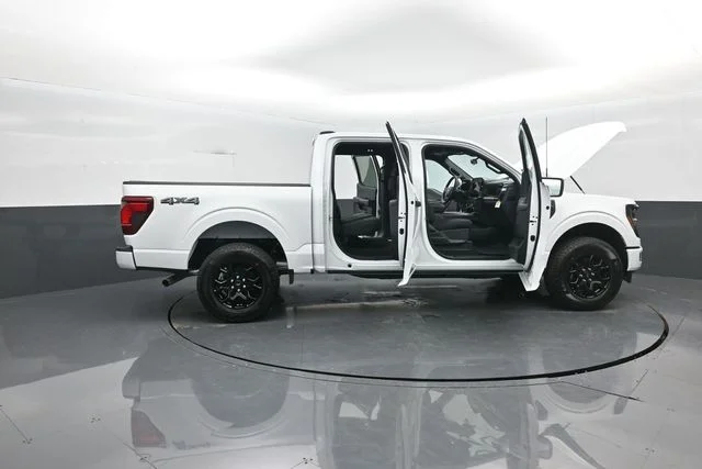 New 2026 Oxford White Ford STX® image 33
