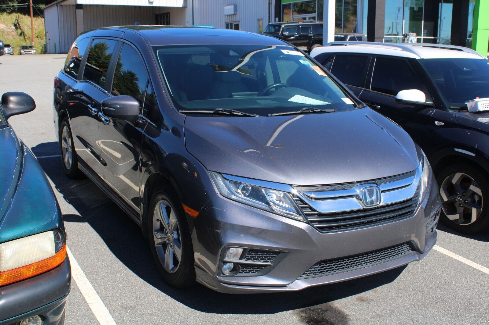 Used 2019  Honda EX-L image 3