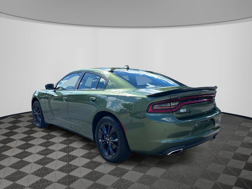 Used 2023 Green Dodge SXT image 3