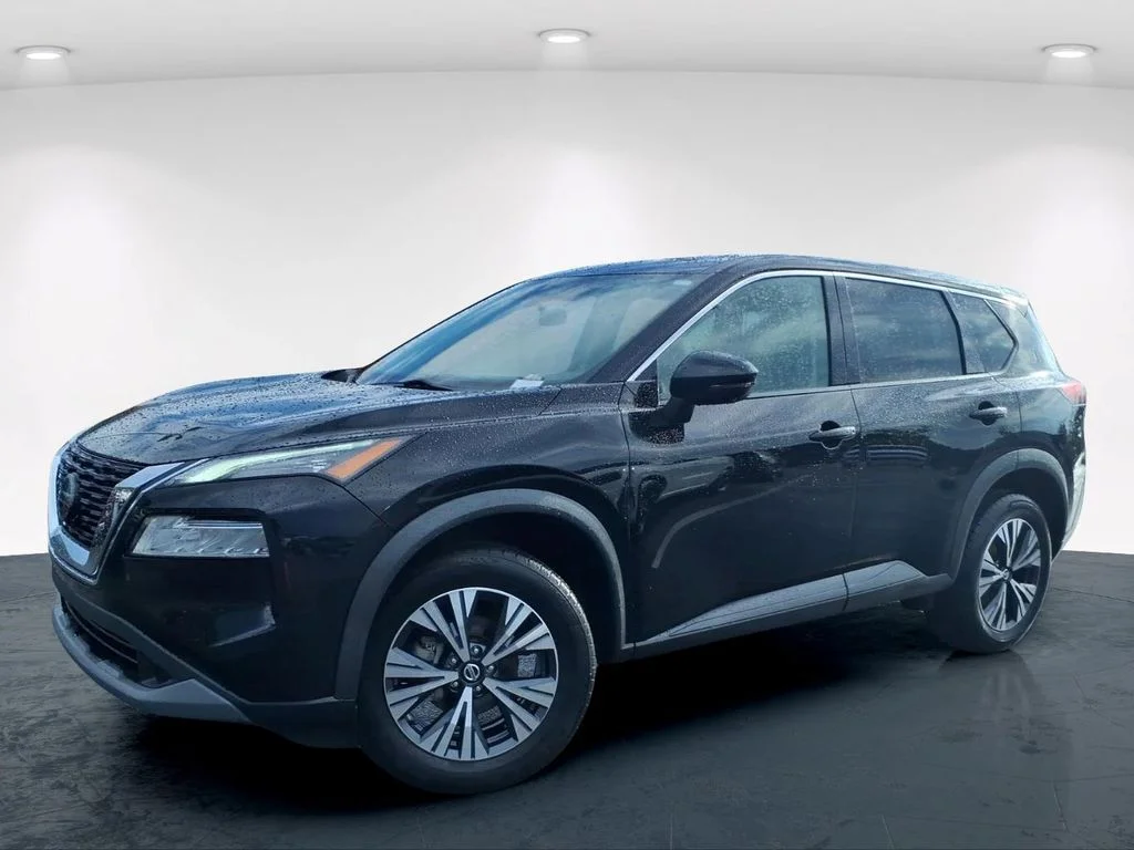 Used 2021 Black Nissan SV image 2