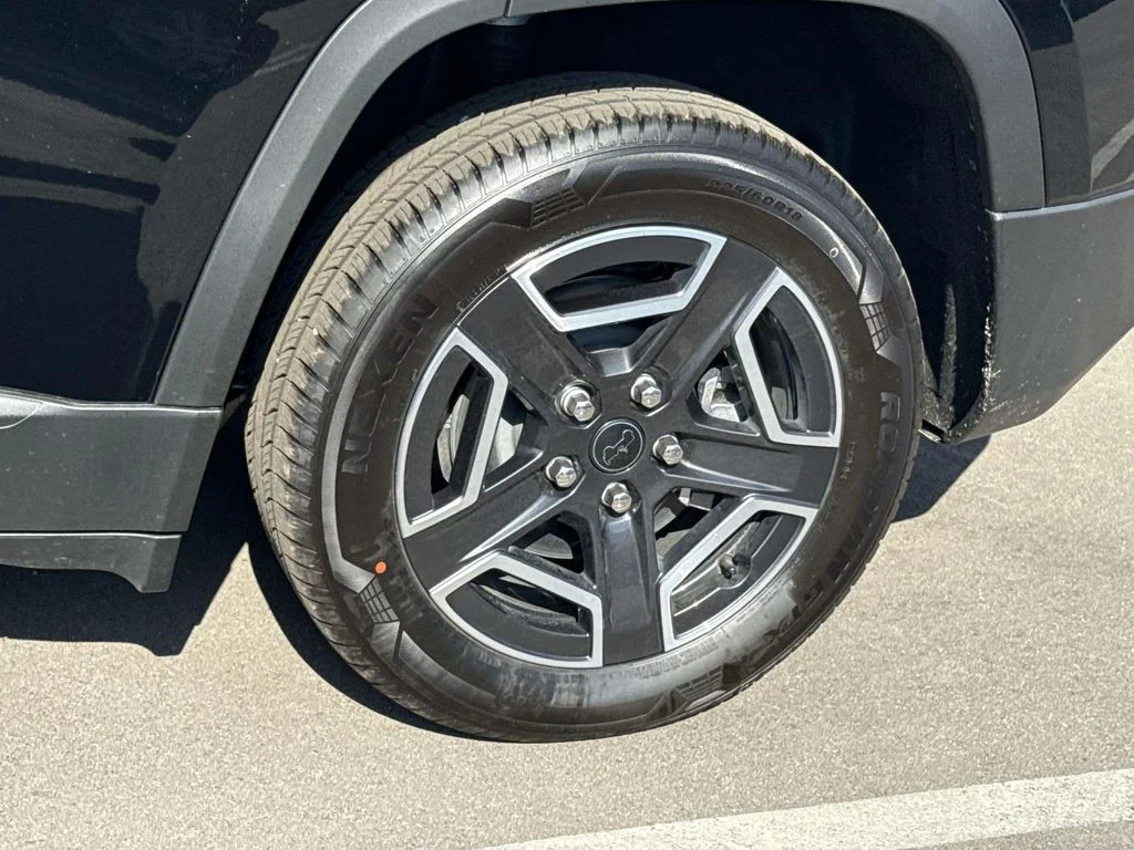 New 2026 Black Jeep Laredo image 38