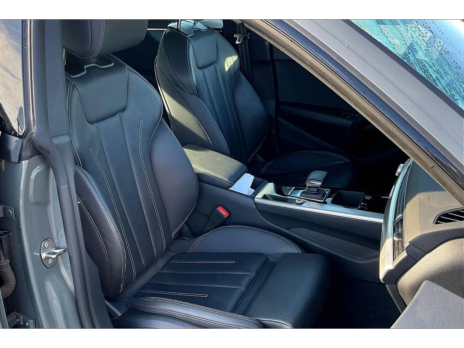 Used 2025 Black Audi S line Premium image 6