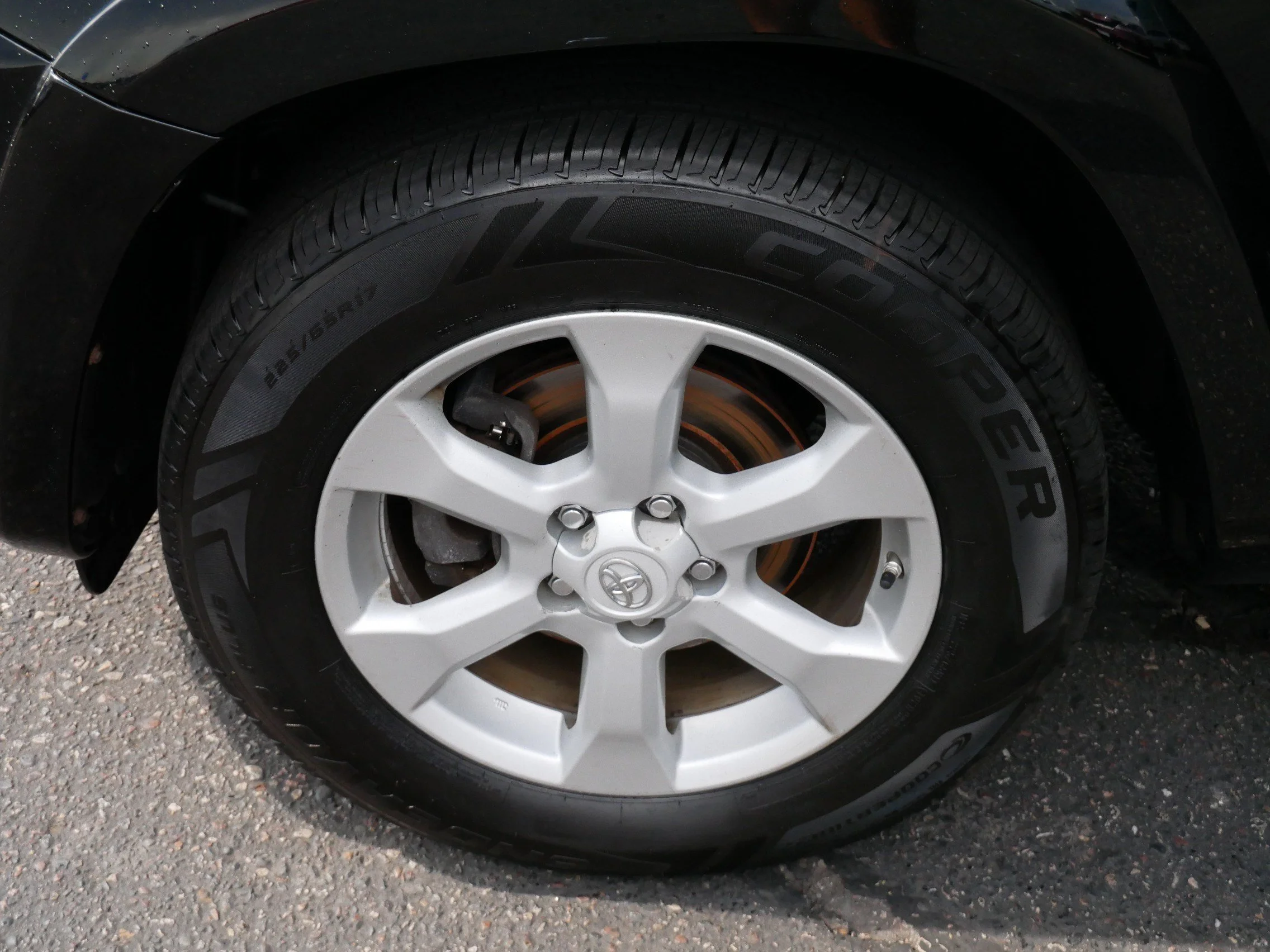 Used 2011 Black Toyota Ltd image 15