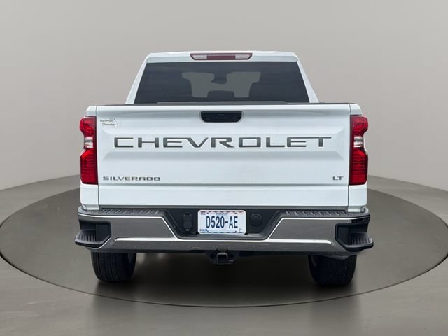 New 2026 Summit White Chevrolet LT image 6