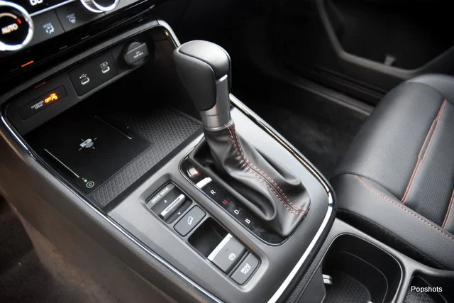New 2027 Crystal Black Pearl Honda Sport Touring Hybrid AWD image 8