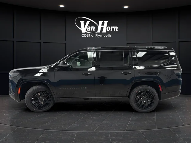 New 2026 High Gloss Black Exterior Paint Jeep Limited Reserve image 4