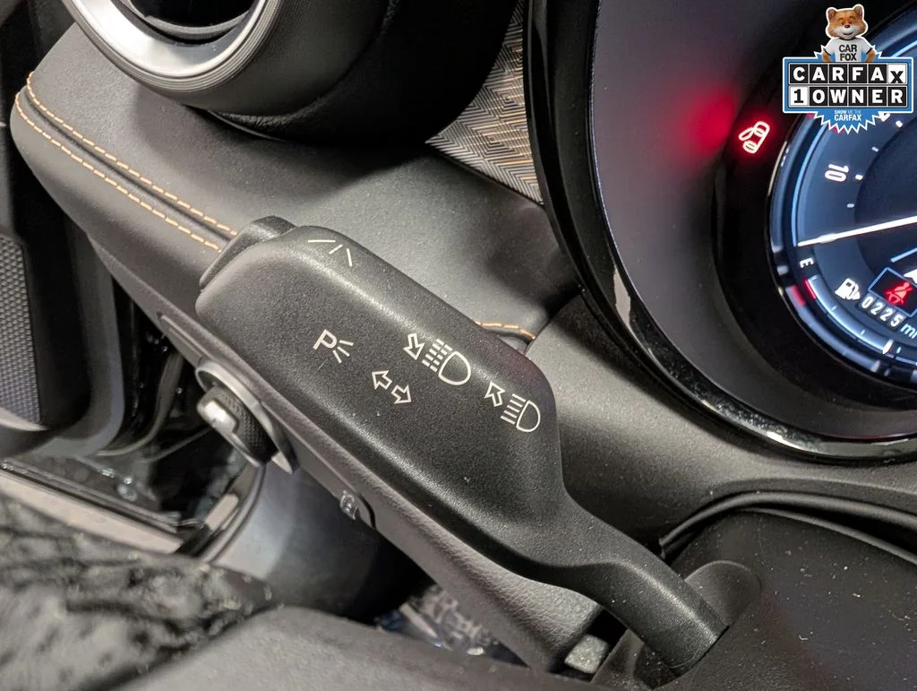 Used 2025 Black Alfa Romeo  image 18