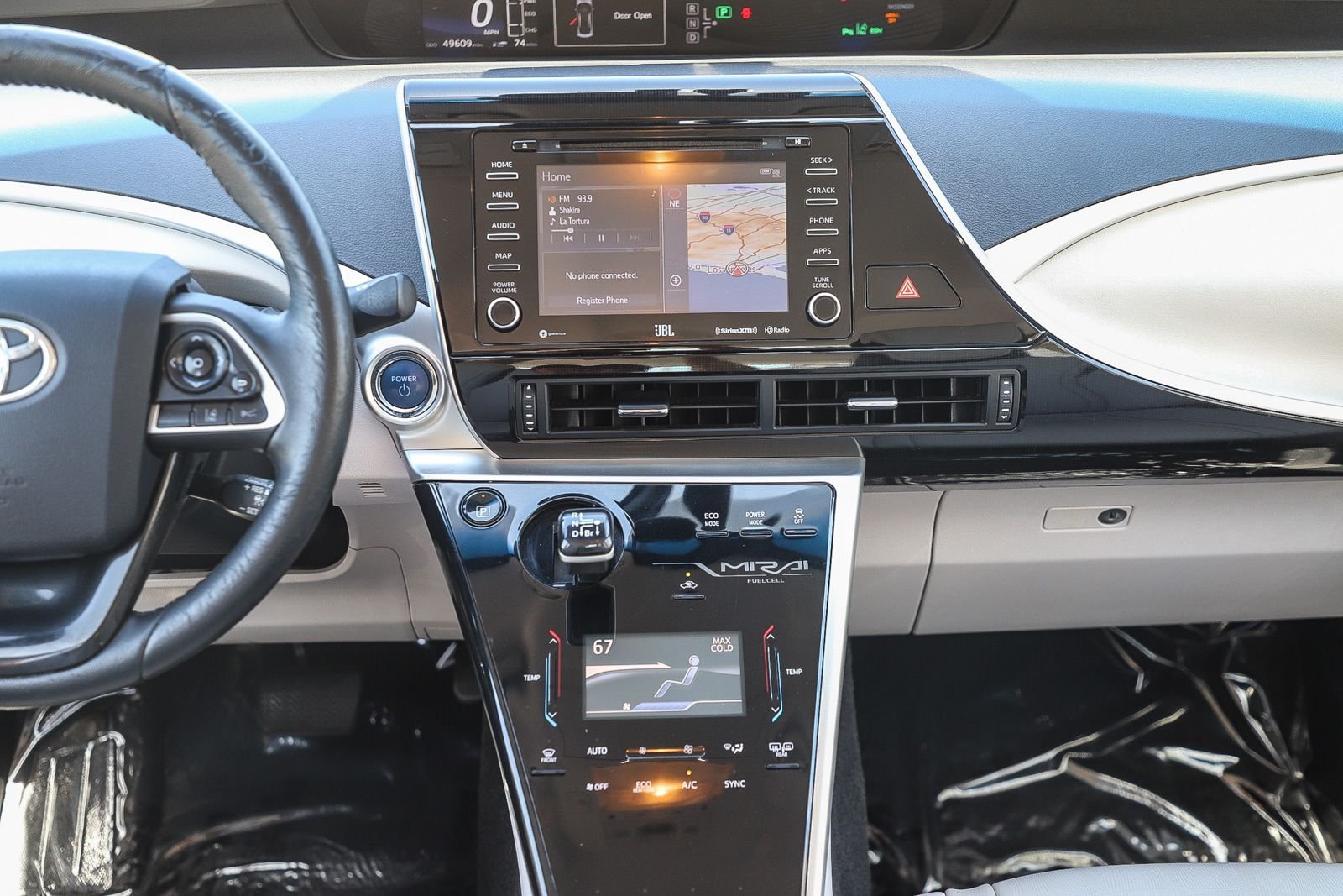 Used 2018 Black Toyota Base image 13