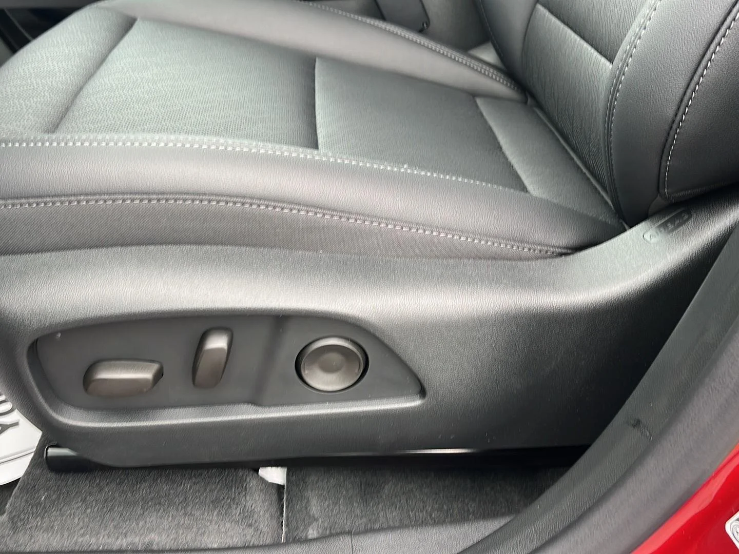 2026 Chevrolet Equinox LT - Photo 21