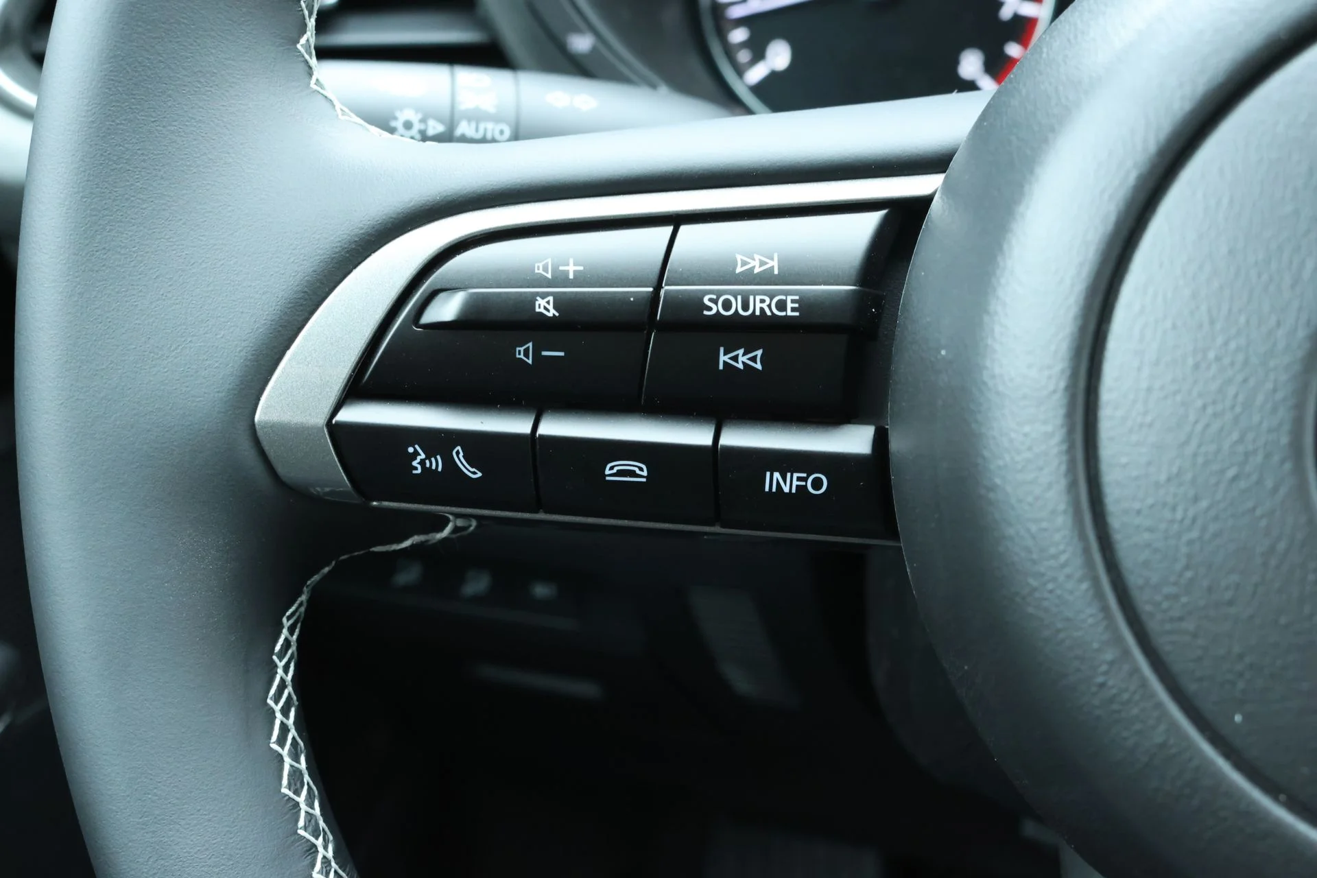New 2026 Snowflake White Pearl Mazda 2.5 S Aire Edition image 9