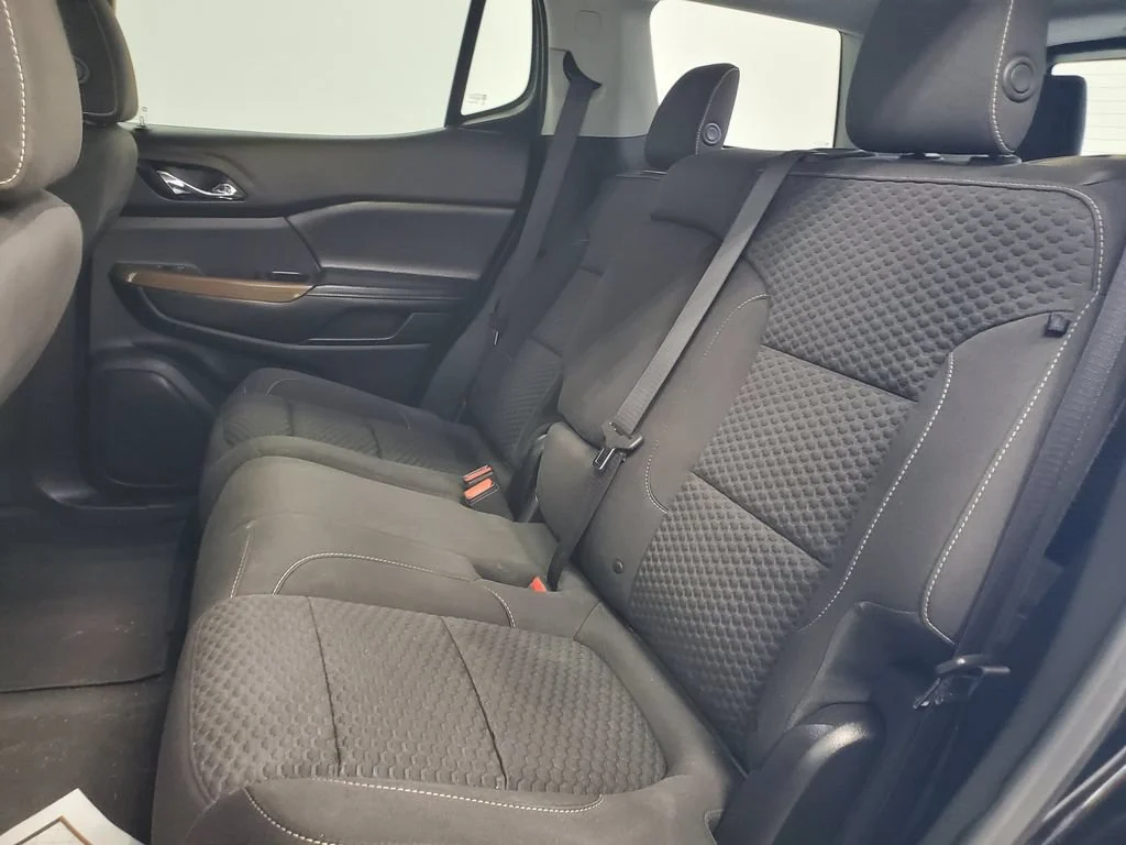 Used 2019 EBONY TWILIGHT METALLIC GMC SLE image 26