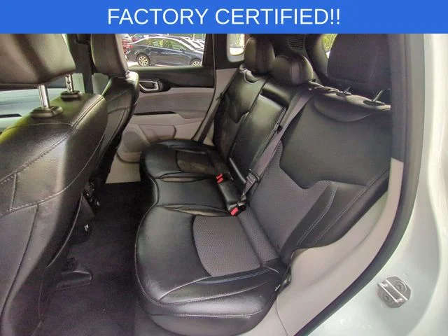 Used 2024 White Jeep Latitude image 30