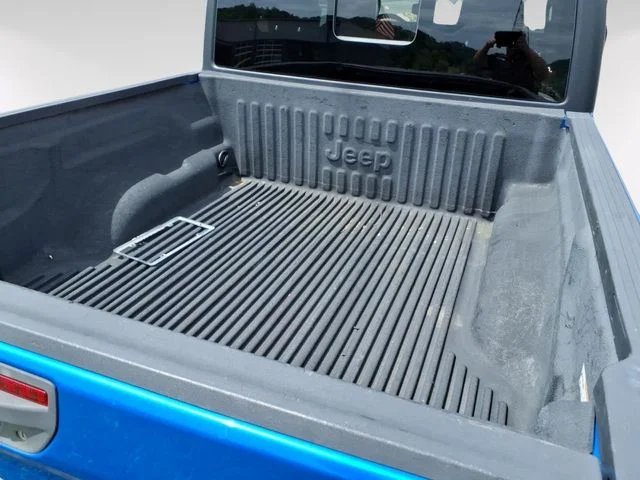Used 2021 Blue Jeep Willys image 17