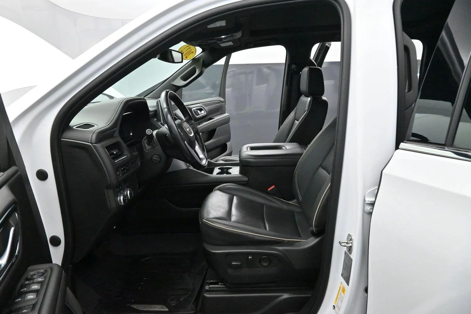 Used 2022 SUMMIT WHITE GMC SLT image 15