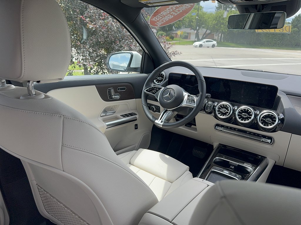 Certified Used 2026 MB Mercedes-Benz GLA 250 4MATIC® image 11