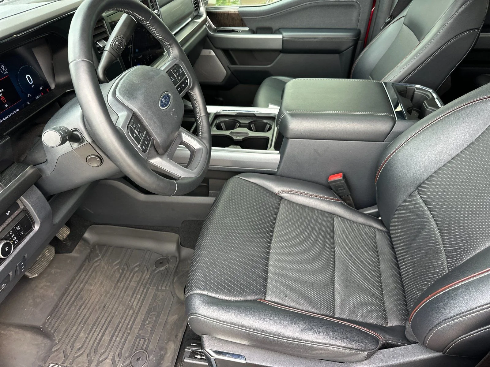 Used 2024 Red Metallic Ford Lariat image 9