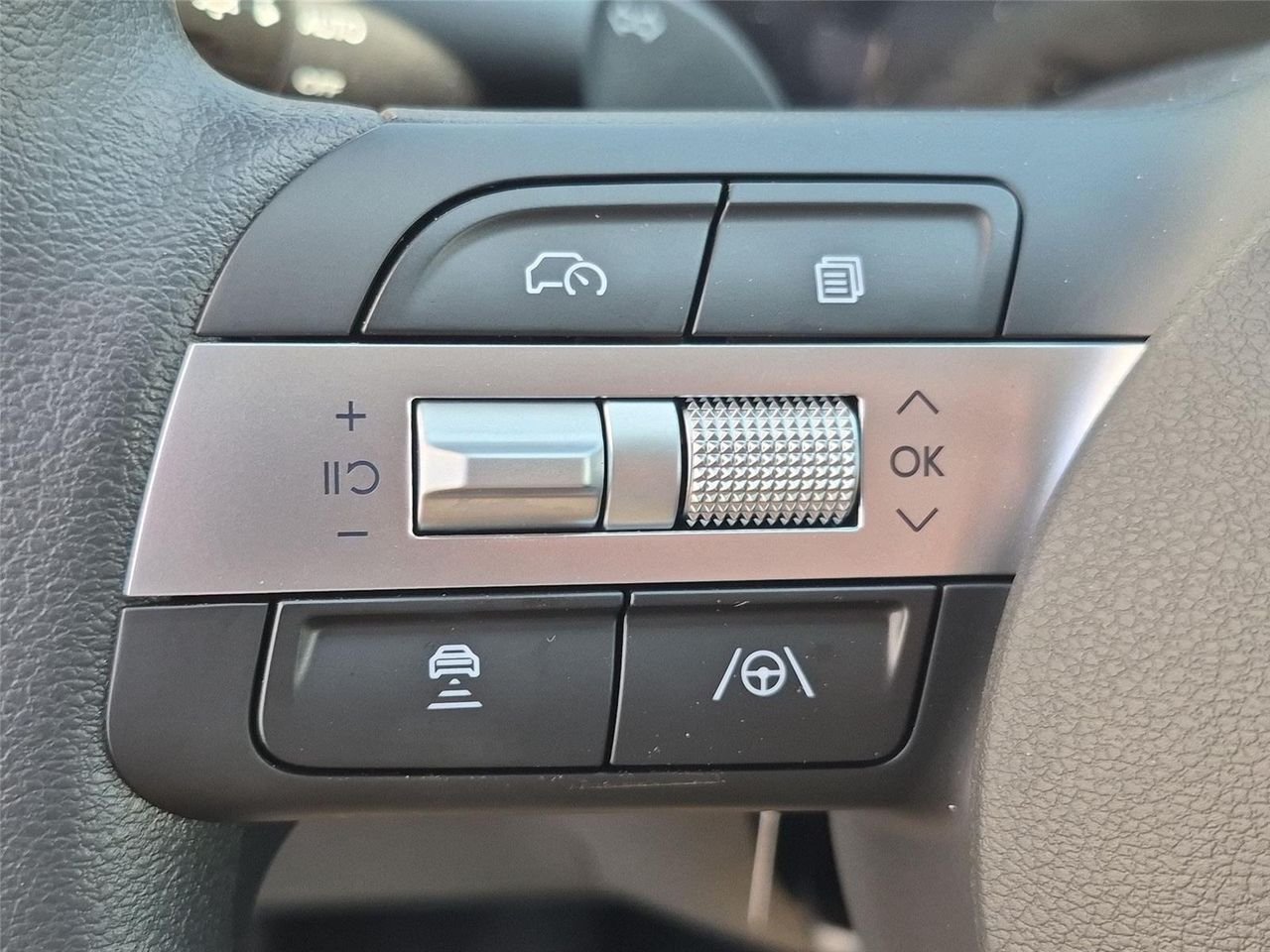 New 2026 Ecotronic Gray Hyundai SEL AWD image 19