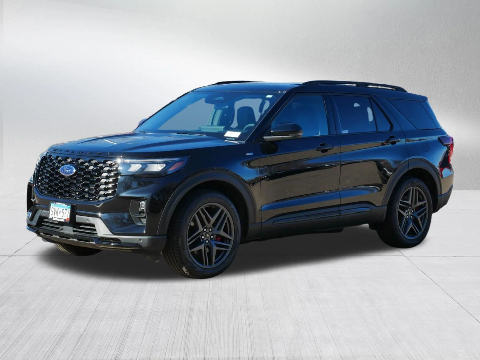 New 2026 Agate Black Metallic Ford ST-Line image 3
