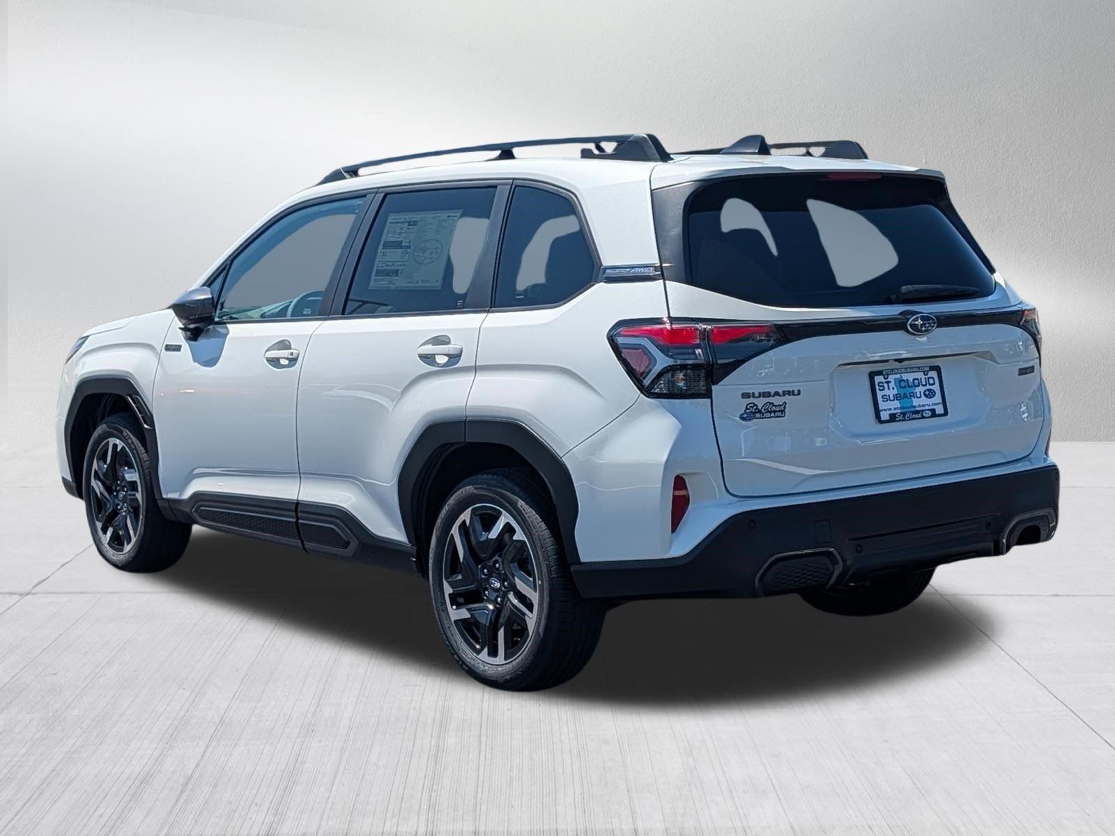 New 2026 CRYSTAL WHITE PEARL Subaru Limited Hybrid image 3