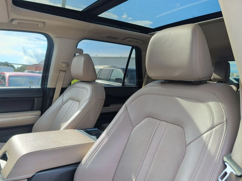 Used 2024 Black Ford Limited image 9