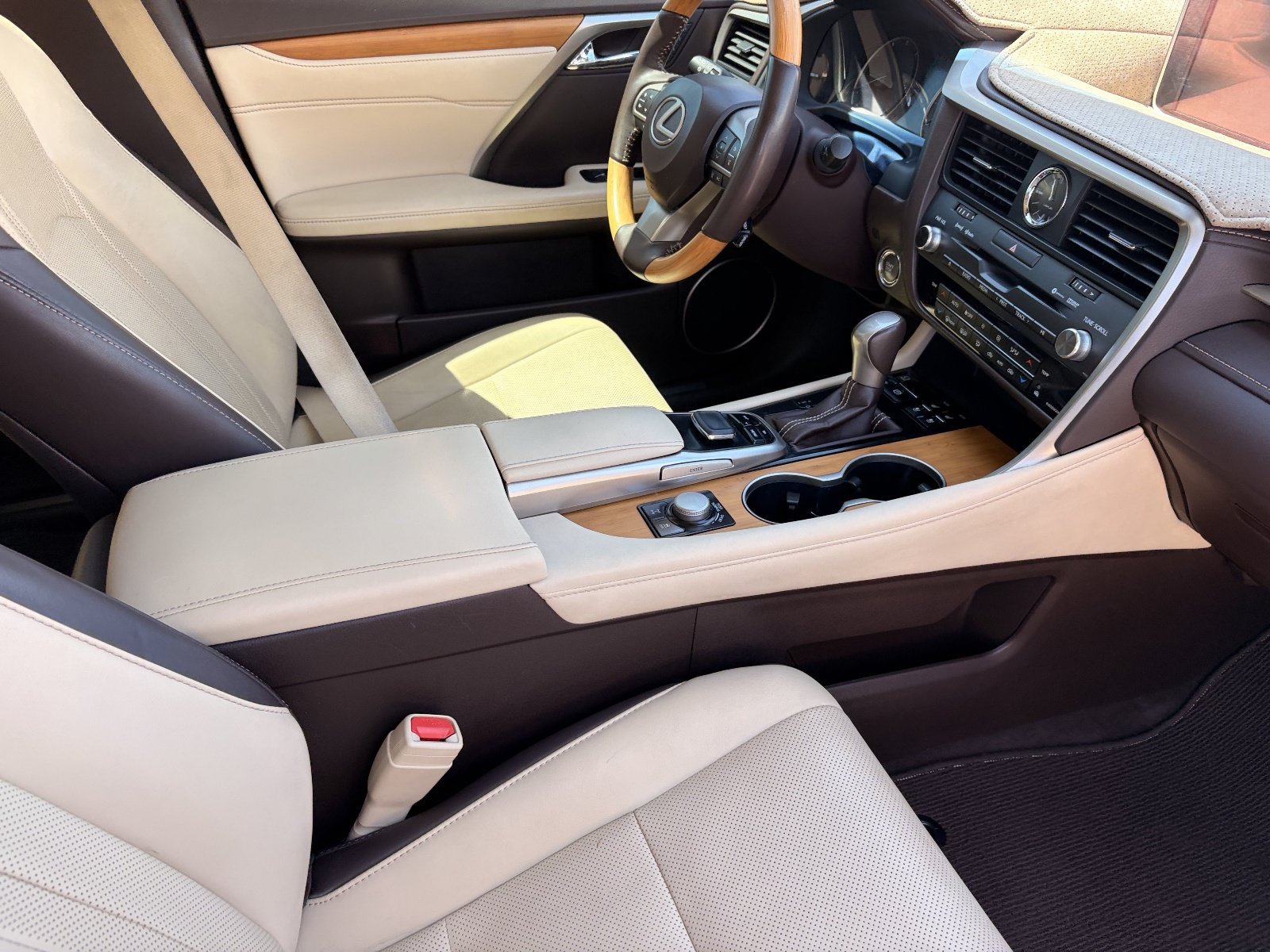 Used 2017 Black Lexus F Sport image 5